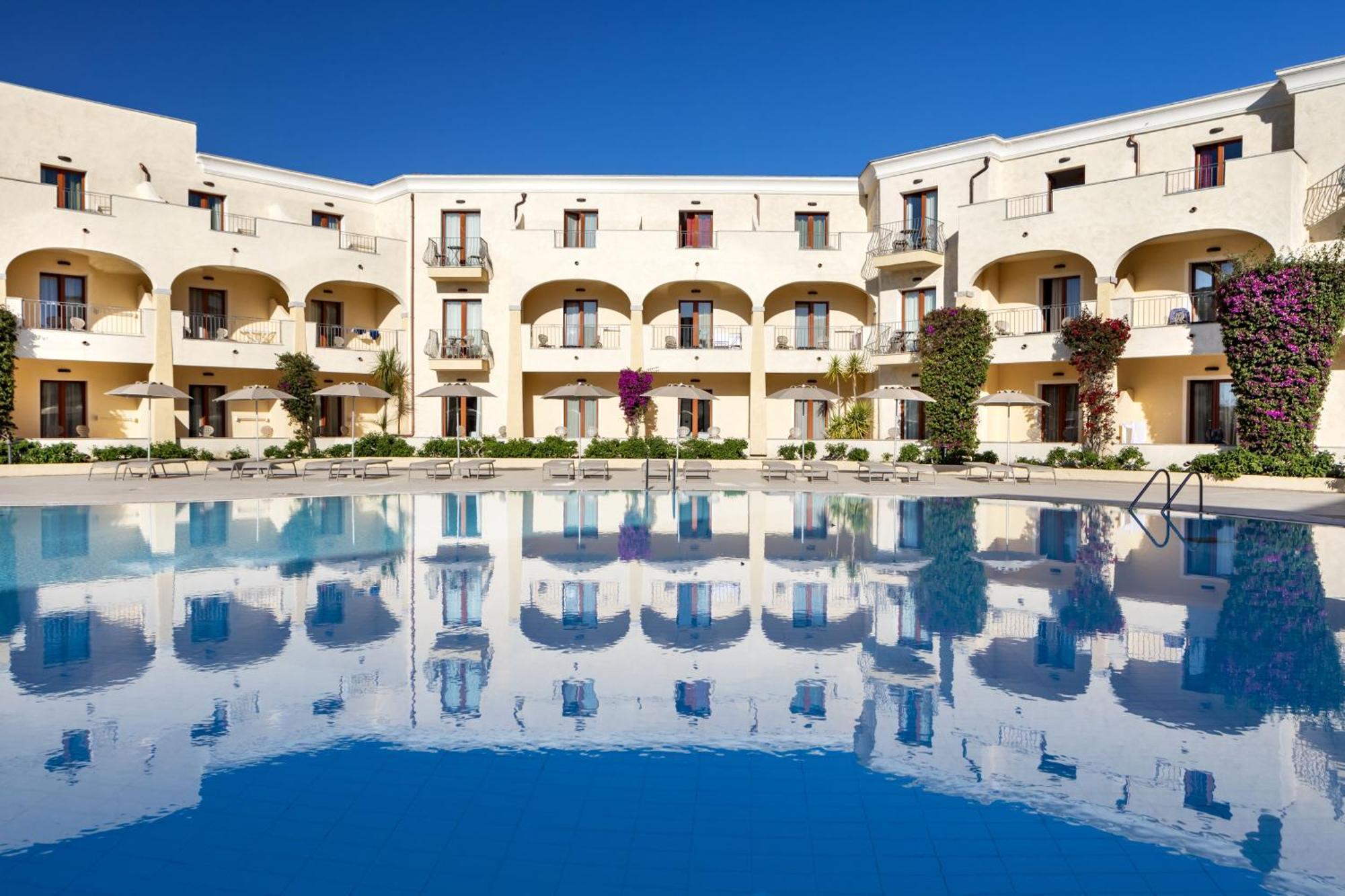 Blu Hotel Morisco Канниджионе Экстерьер фото